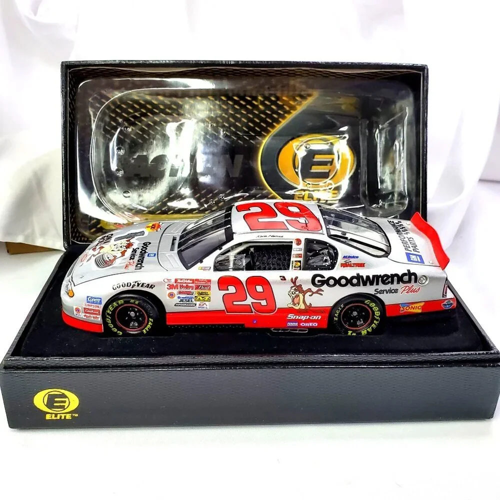 Kevin Harvick #29 GM Goodwrench Looney Tunes TAZ 2001 Monte Carlo 1 of 5996